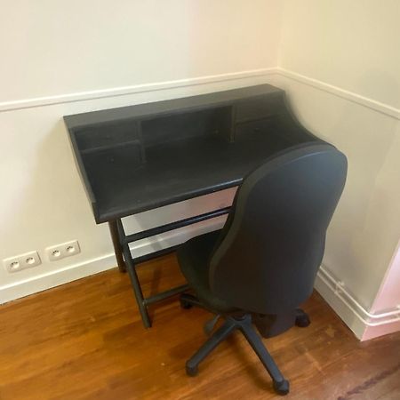 Floydroom'S Pau Chambre Hotes Dans Appartement Partage Proche Chateau Екстериор снимка