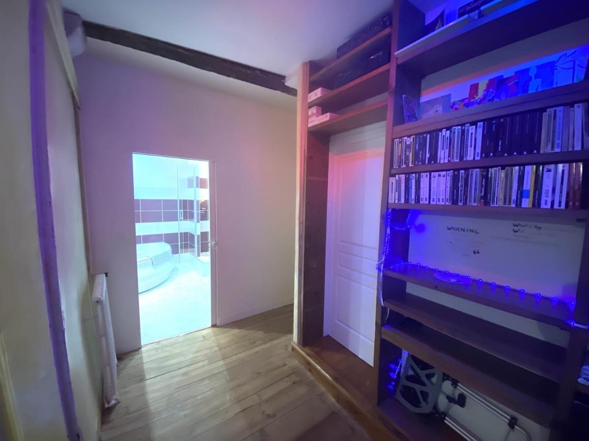 Floydroom'S Pau Chambre Hotes Dans Appartement Partage Proche Chateau Екстериор снимка