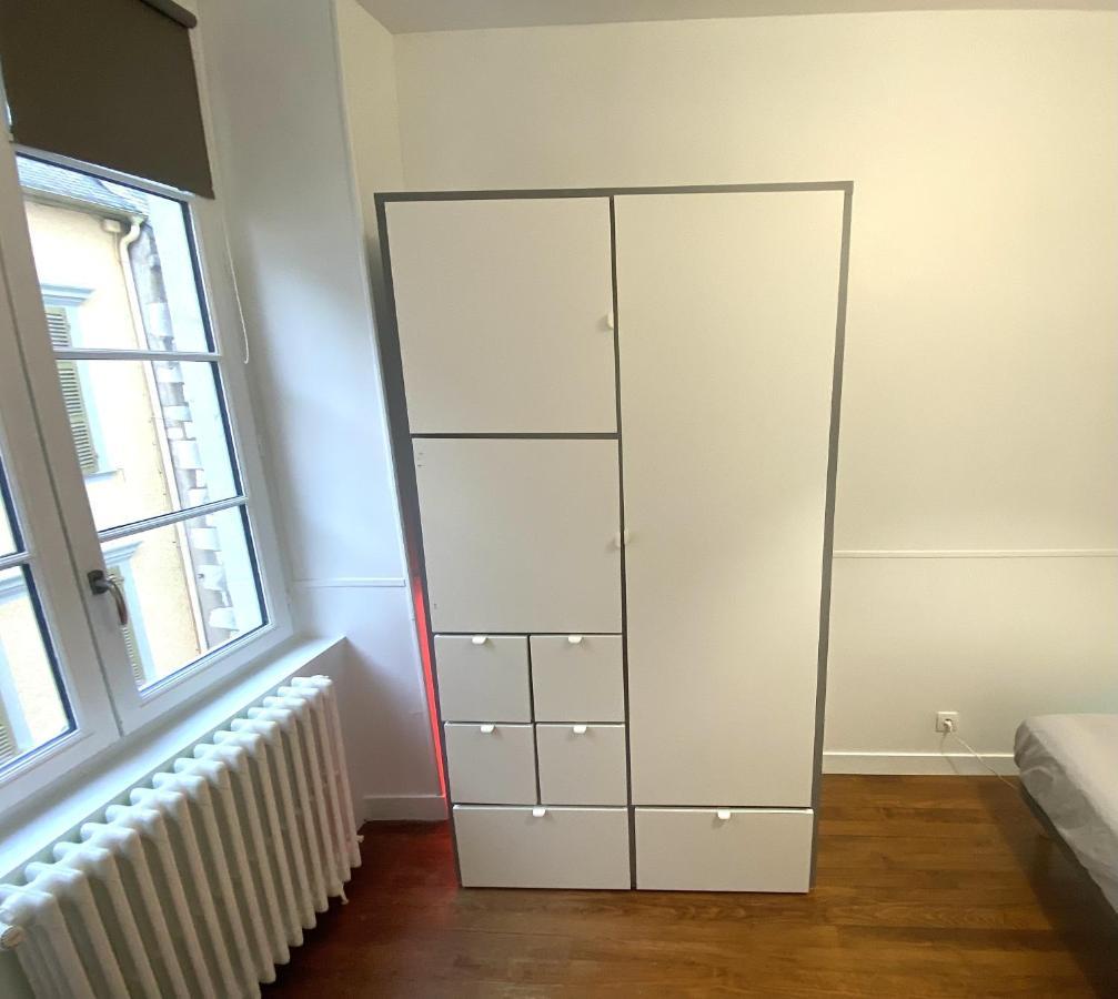 Floydroom'S Pau Chambre Hotes Dans Appartement Partage Proche Chateau Екстериор снимка